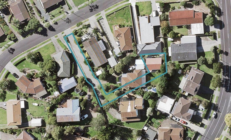 27D Jandell Crescent, Bucklands Beach, Auckland - Carousel 1