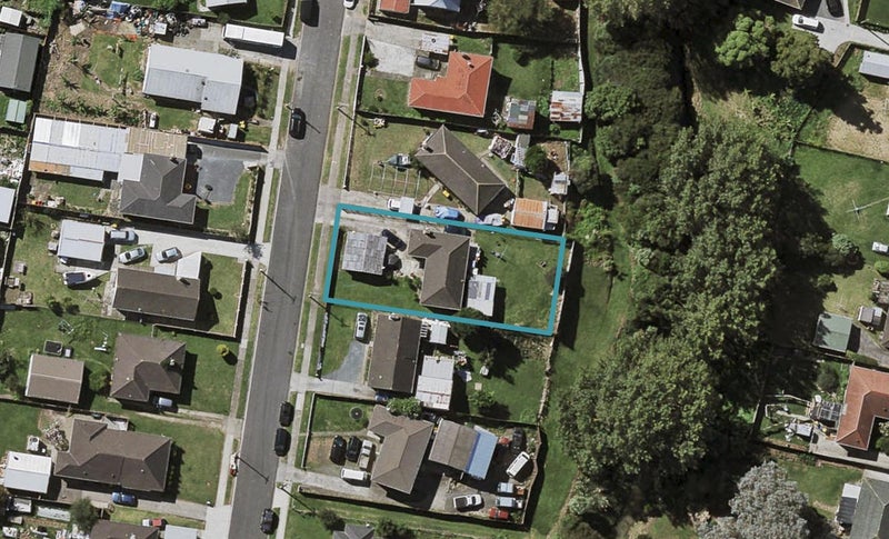 22 Williams Crescent, Otara, Auckland - Carousel 1