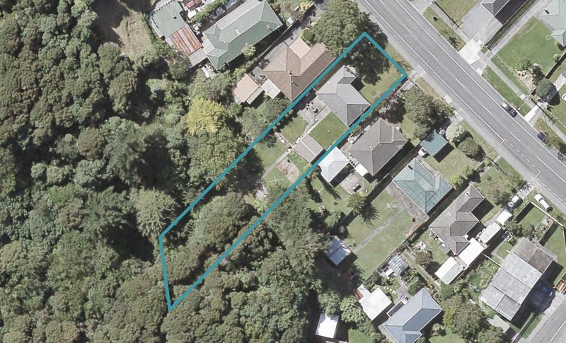 89 Wellington Road, Wainuiomata, Lower Hutt - Carousel 1