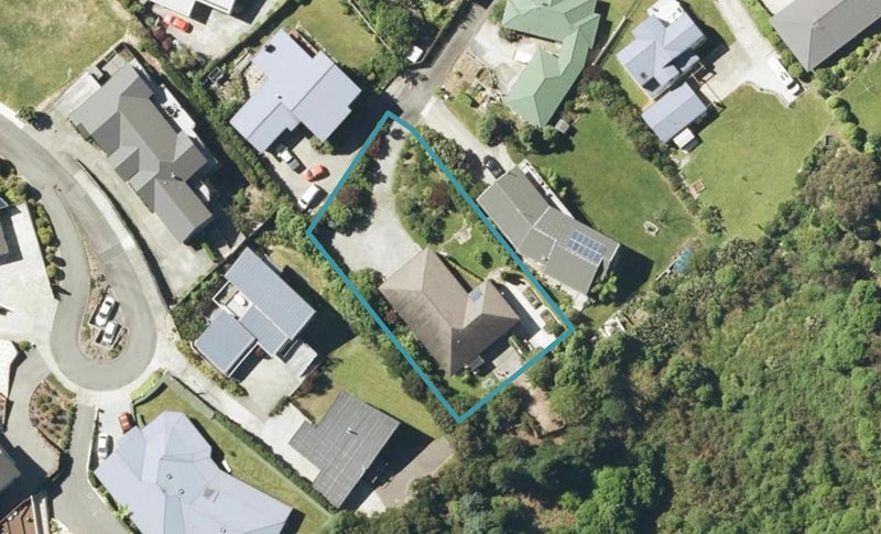 17 Rimu Terrace, Waikawa, Picton - Carousel 1