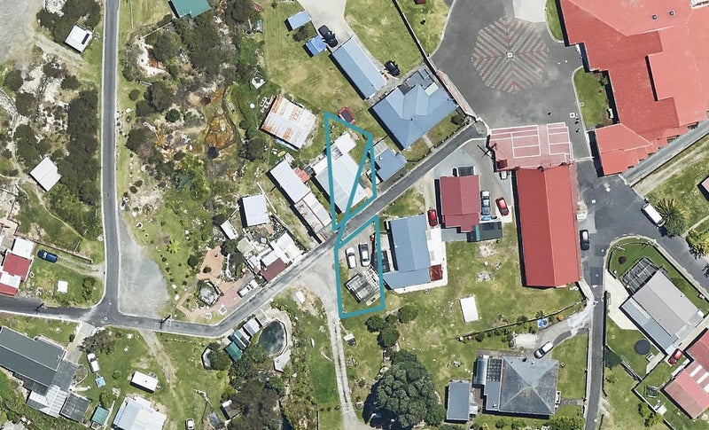 17 Kiharoa Street, Ohinemutu, Rotorua - Carousel 1