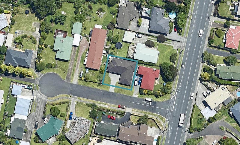 1A Wayne Place, Judea, Tauranga - Carousel 1