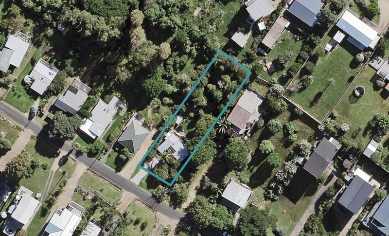 30 Ridge Road, Oneroa, Waiheke Island - Carousel 1
