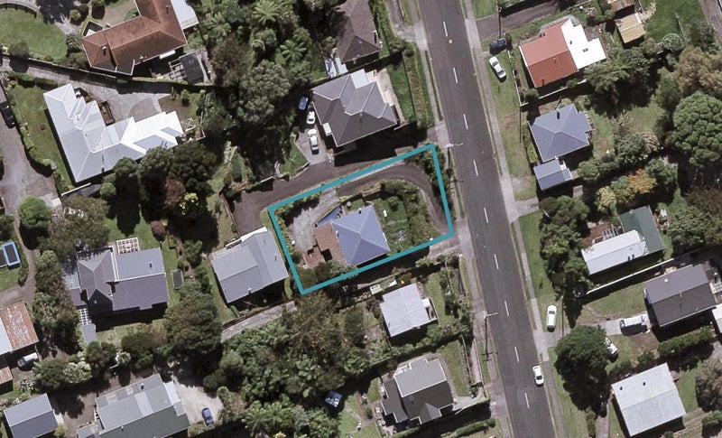 24 Lorna Street, Lynmouth, New Plymouth - Carousel 1