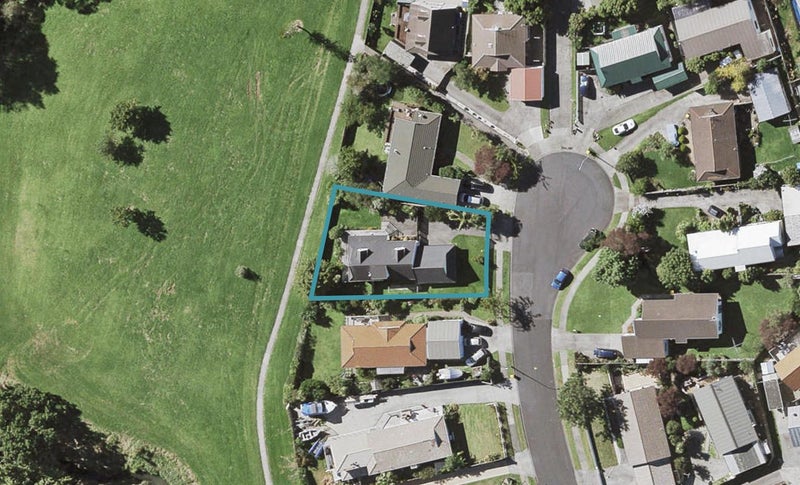 37 De Quincey Terrace, Highland Park, Auckland - Carousel 1