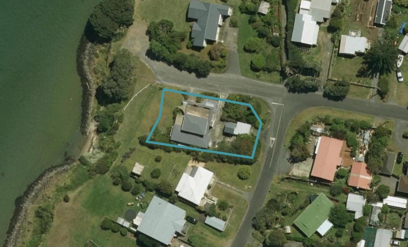 12 Karoro Road, One Tree Point - Carousel 1