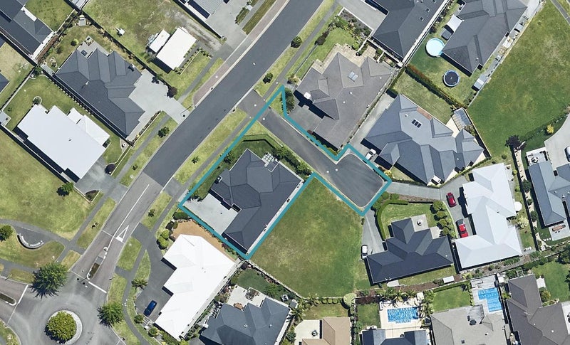 4 Saint Michaels Avenue, Bethlehem, Tauranga - Carousel 1