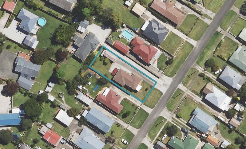 14 Elm Street, Mangapapa, Gisborne - Carousel 1