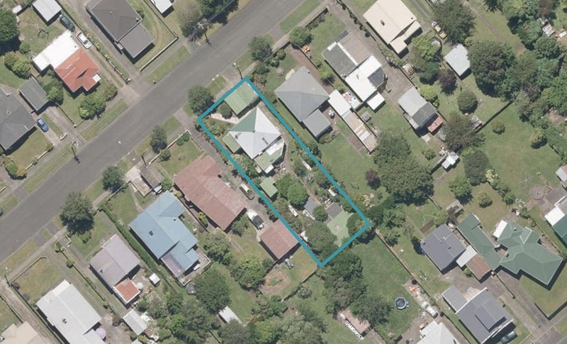 30 Kitchener Street, Whanganui East, Whanganui - Carousel 1