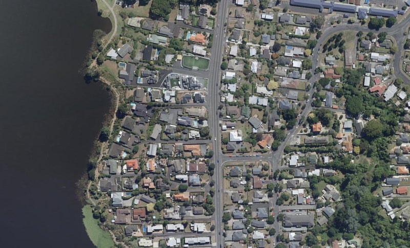 124 Pembroke Street, Hamilton Lake, Hamilton - Carousel 1