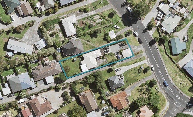 55 Sunnyside Road, Sunnyvale, Auckland - Carousel 1