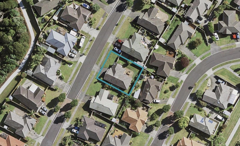 35 Sandwick Drive, Weymouth, Auckland - Carousel 1