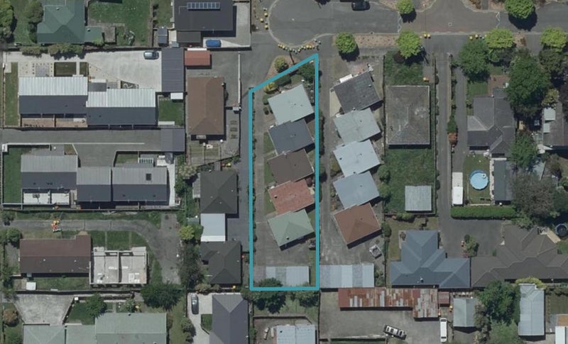2/4 Hendon Street, Edgeware, Christchurch - Carousel 1