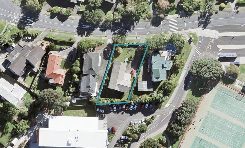 6 Sartors Avenue, Northcross, Auckland - Carousel 1
