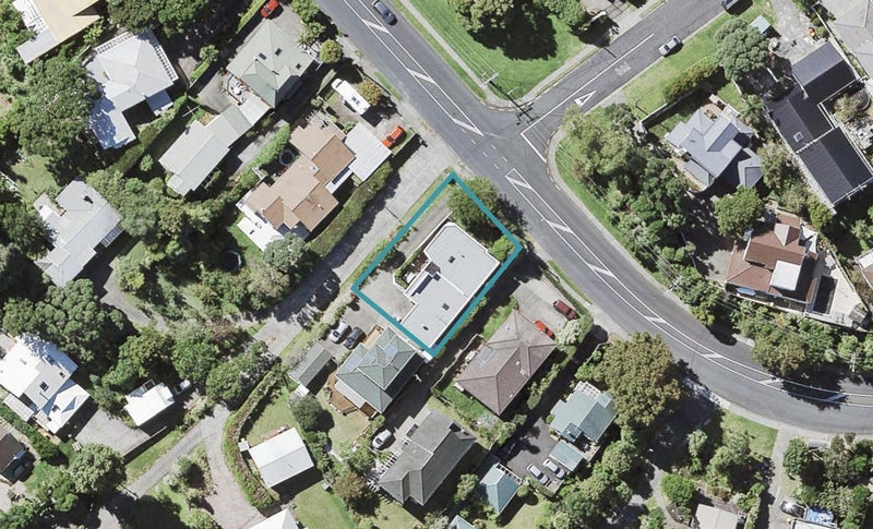 258A Beach Road, Campbells Bay, Auckland - Carousel 1
