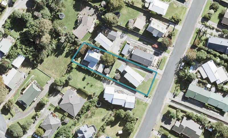 6 Dobell Road, Stanmore Bay, Whangaparaoa - Carousel 1