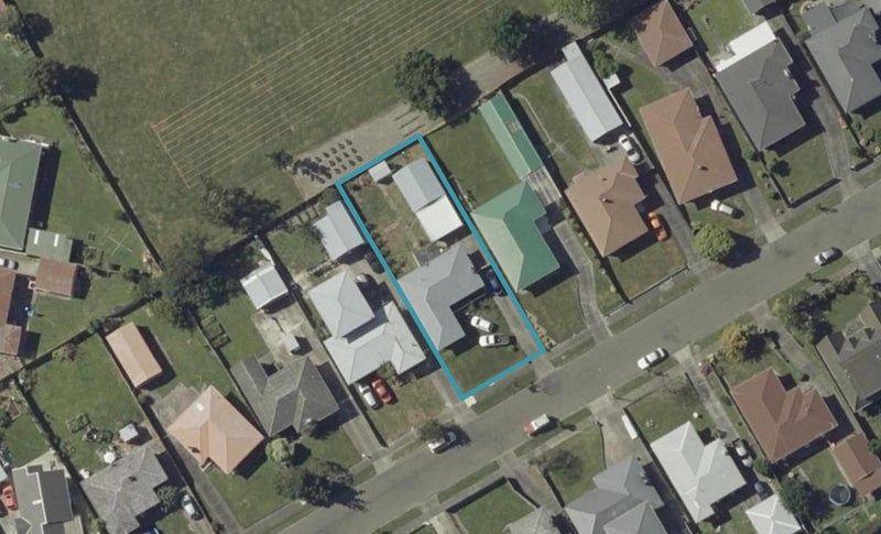 17 Somerset Crescent, Highbury, Palmerston North - Carousel 1