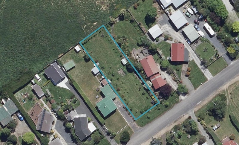 16 Kerr Street, Karitane, Waikouaiti - Carousel 1