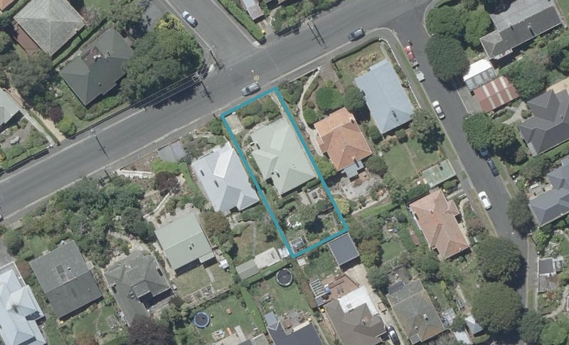 136 Signal Hill Road, Opoho, Dunedin - Carousel 1
