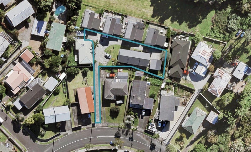 79 Holly Street, Avondale, Auckland - Carousel 1