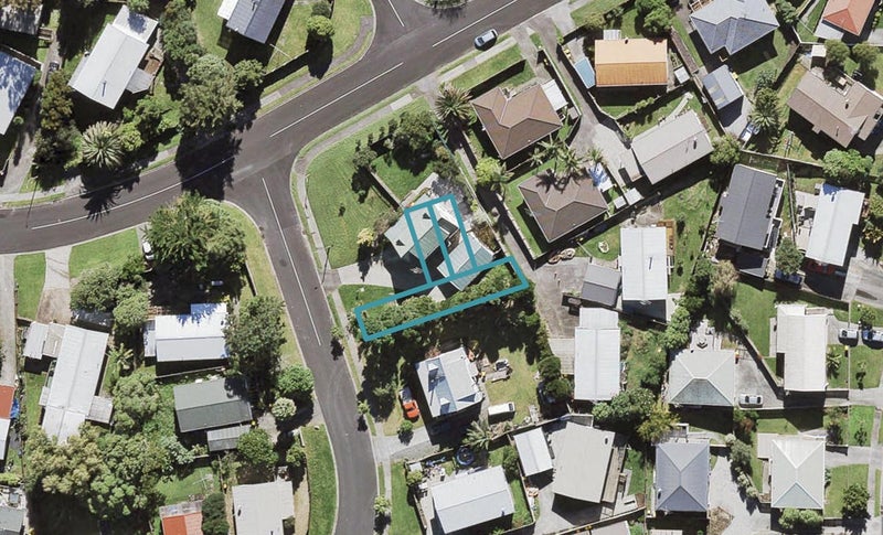 9 Cyril Crescent, West Harbour, Auckland - Carousel 1