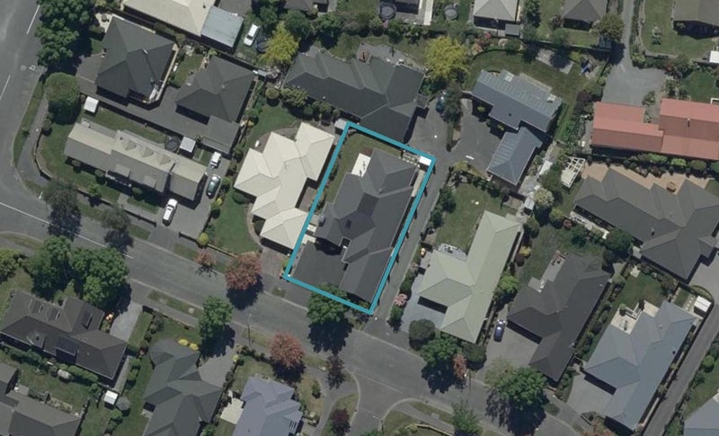 7 Berkshire Drive, Avonhead, Christchurch - Carousel 1
