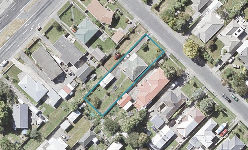 69 Totara Street, Wainuiomata, Lower Hutt - Carousel 1