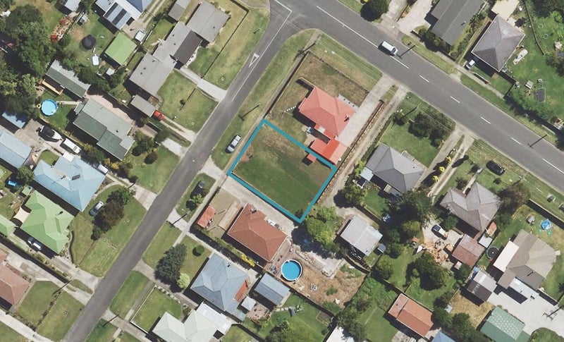 21 Elm Street, Mangapapa, Gisborne - Carousel 1