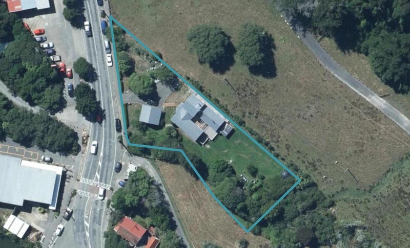 6 Paekakariki Hill Road, Pauatahanui, Porirua - Carousel 1