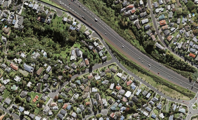 1E Stephen Lysnar Place, Hillsborough, Auckland - Carousel 1