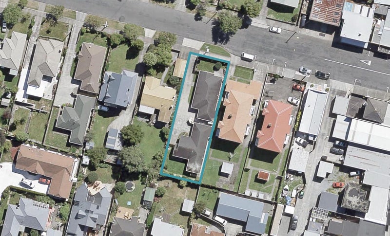 2/50 Porutu Street, Fairfield, Lower Hutt - Carousel 1