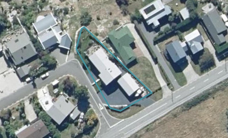 1 Mincher Road, Kelvin Heights, Queenstown - Carousel 1