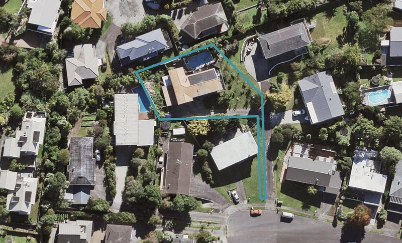 27 Gretel Place, Hillcrest, Auckland - Carousel 1