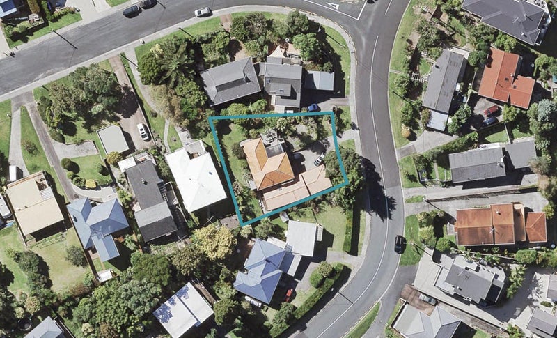 47 Matipo Road, Mairangi Bay, Auckland - Carousel 1