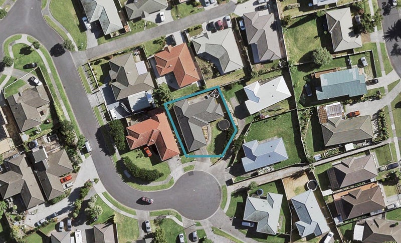 58 Bellville Drive, Clendon Park, Auckland - Carousel 1