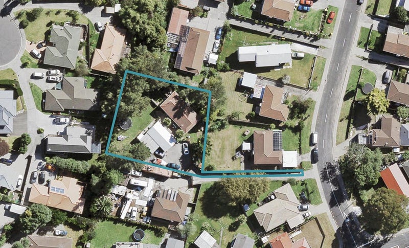 91 Brunner Road, Glen Eden, Auckland - Carousel 1