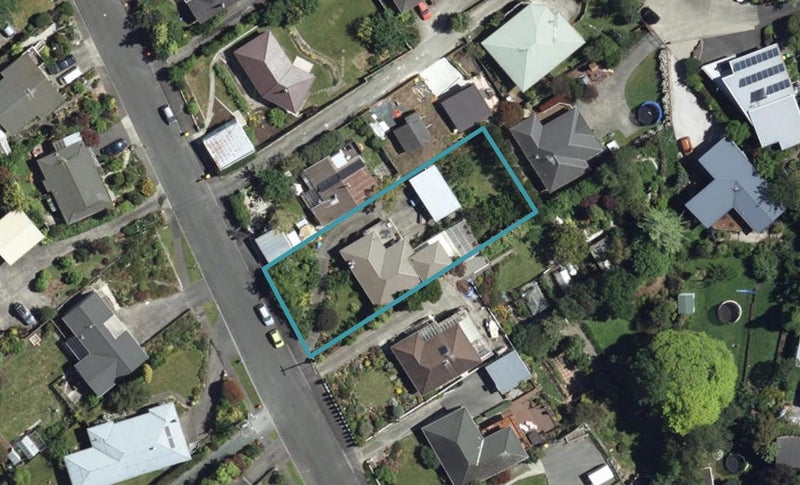 15 Surrey Road, Richmond, Richmond - Carousel 1