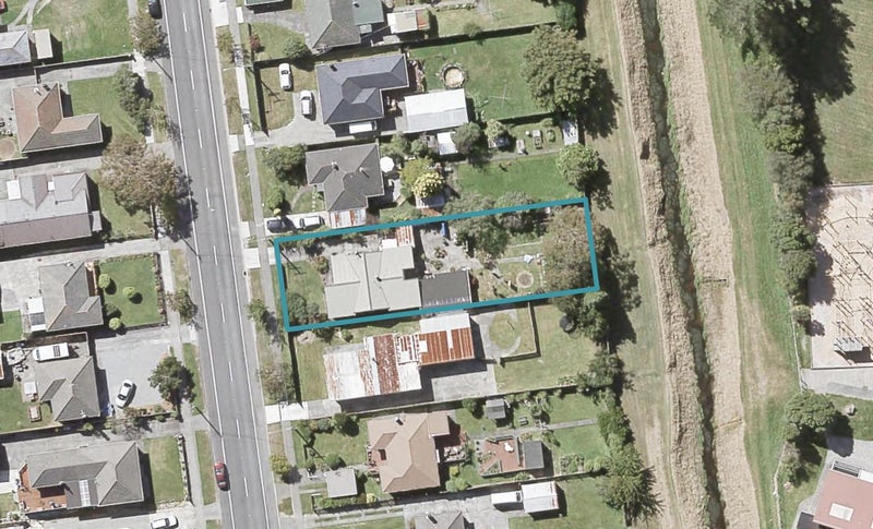 38 Wellington Road, Wainuiomata, Lower Hutt - Carousel 1