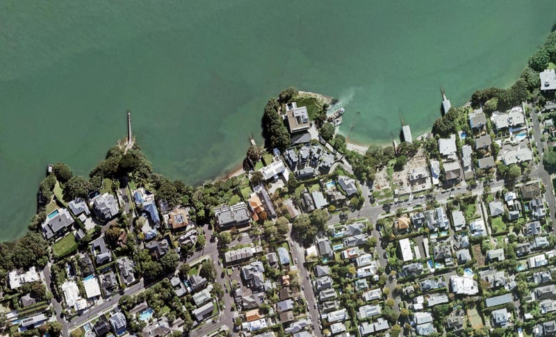 95 Sarsfield Street, Herne Bay, Auckland - Carousel 1