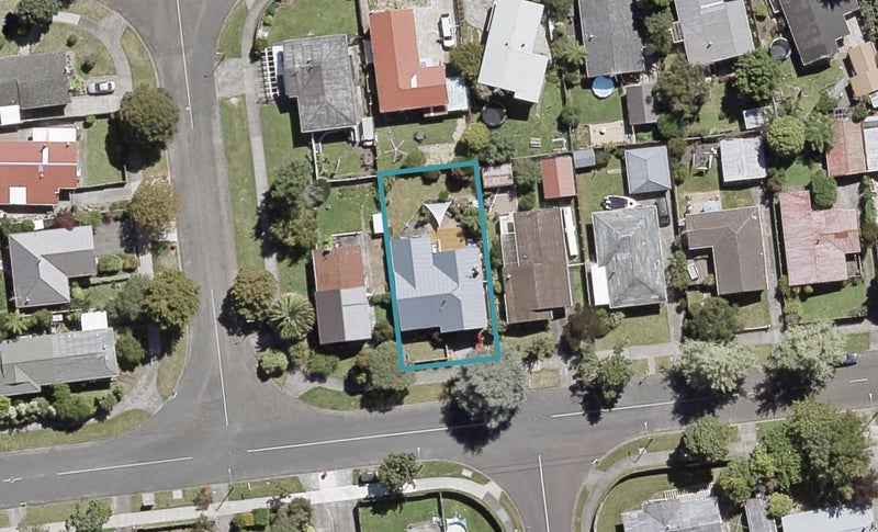 57 California Drive, Totara Park, Upper Hutt - Carousel 1