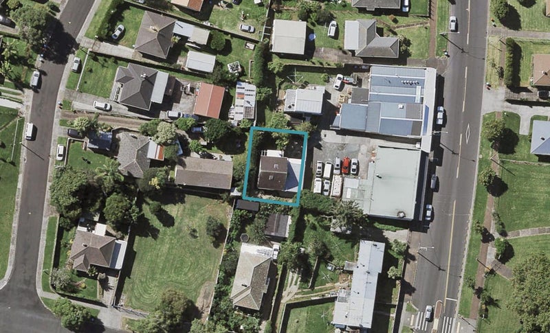 91B Tripoli Road, Panmure, Auckland - Carousel 1