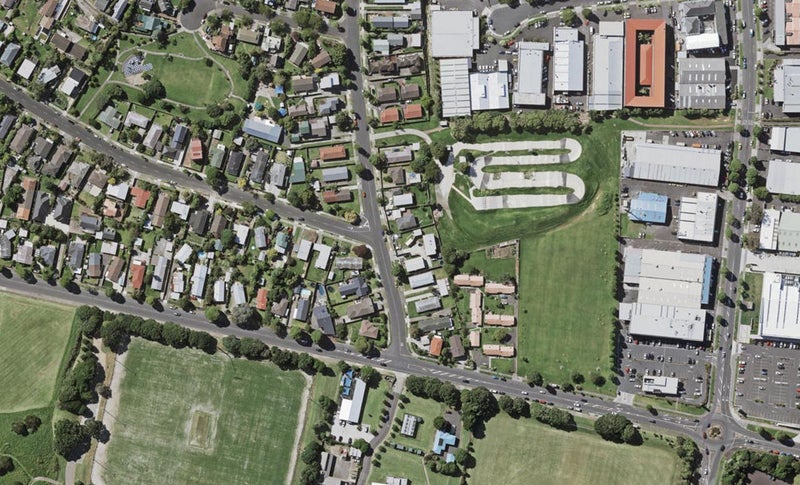 74 Howard Hunter Avenue, Saint Johns, Auckland - Carousel 1