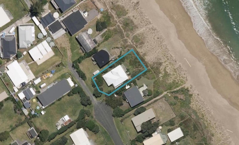 22 Hall Road, Pataua North, Whangarei - Carousel 1