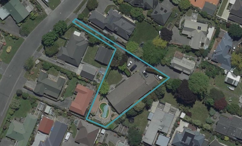 8 Glenburn Place, Avonhead, Christchurch - Carousel 1