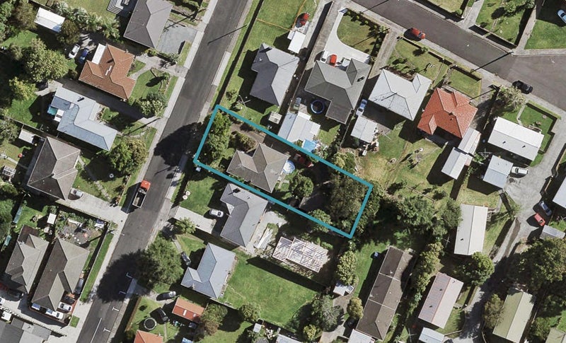 4 Kerrydale Road, Manurewa, Auckland - Carousel 1