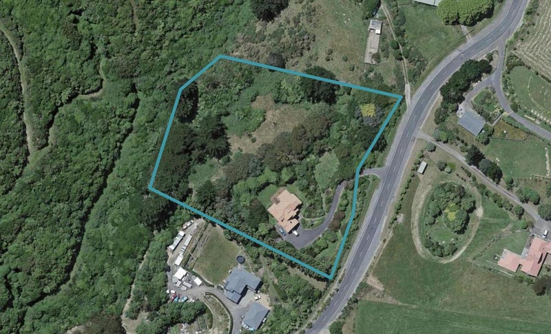 41 Woodburn Drive, Takapu Valley, Wellington - Carousel 1