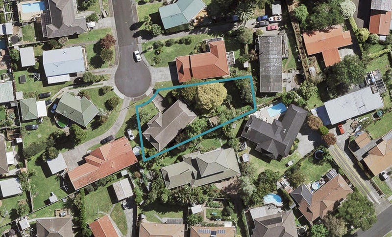 12 Ross Place, Opaheke, Papakura - Carousel 1