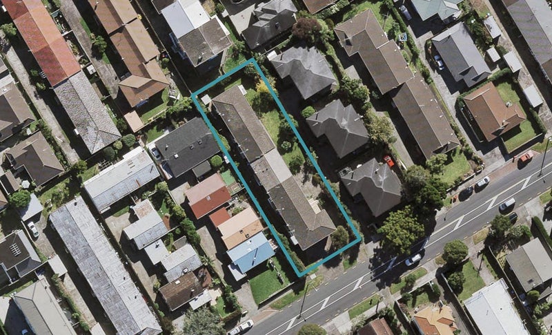2/26 Campbell Road, One Tree Hill, Auckland - Carousel 1