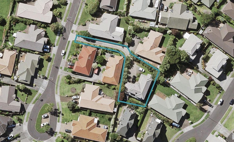 12A Keswick Close, Northpark, Auckland - Carousel 1