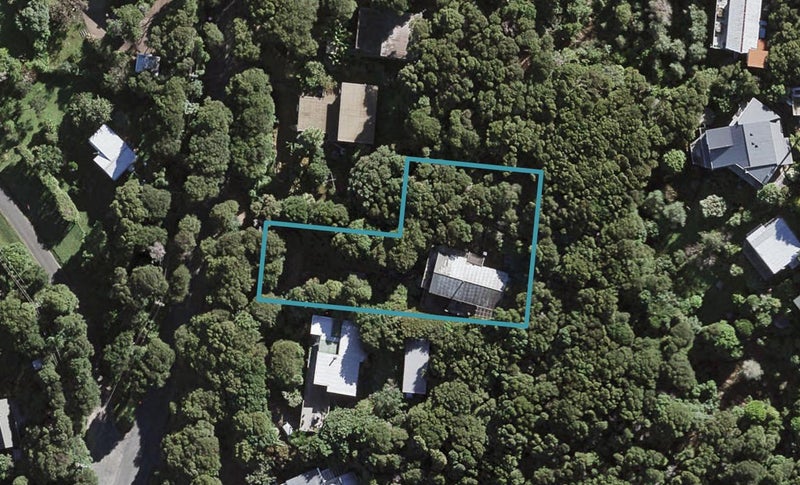 35 O'Brien Road, Omiha, Waiheke Island - Carousel 1